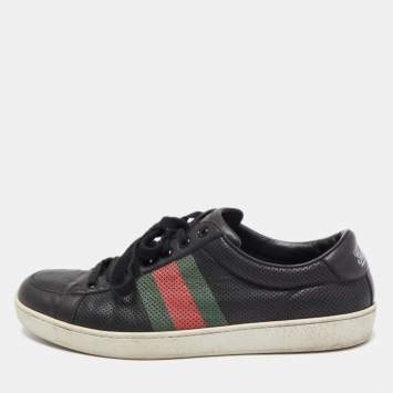 مملوكة مسبقًا Gucci Black Perforated Leather Web Detail Low Top Sneakers Size 42.5