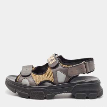 مملوكة مسبقًا Gucci Grey/Beige Mesh and Leather Logo Sandals Size 41.5