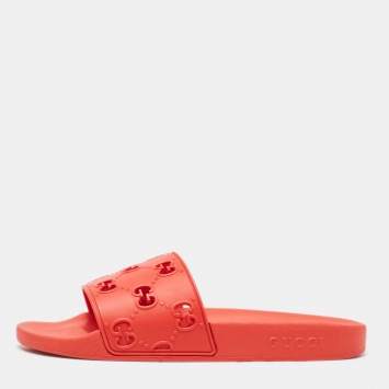 Pre Owned Gucci Red Rubber Flat Slides Size 42 