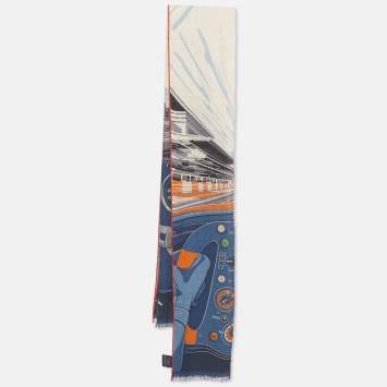 Pre Owned Hermès Blue Cashmere Blend Formule Chic Scarf 90