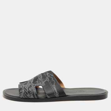 Hermes Black Ferronnerie Print Leather Izmir Flat Sandals Size 44