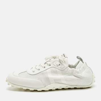 مملوكة مسبقًا حذاء رياضي هيرمس جلد مثقوب أبيض عنق منخفض مقاس 40