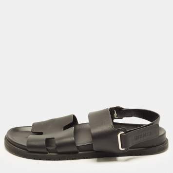 مملوكة مسبقًا Hermes Chypre Size 43.5 Black Leather Flat Sandals