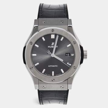 Pre Owned Hublot Grey Titanium Alligator Rubber Classis Fusion 542.NX.1171.RX Men's Wristwatch 42 mm
