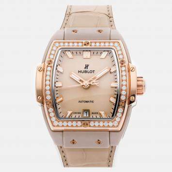 Pre-Owned Hublot Spirit Of Big Bang Beige Ceramic King Gold Diamonds 665.CZ.898B.LR.1204 39 mm