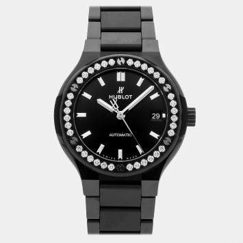 Pre Owned ساعة يد رجالية هوبلو كلاسيك فيوجن 568.CM.1470.CM.1204 سيراميك أوتوماتيك سوداء مستخدمة 38 مليمتر