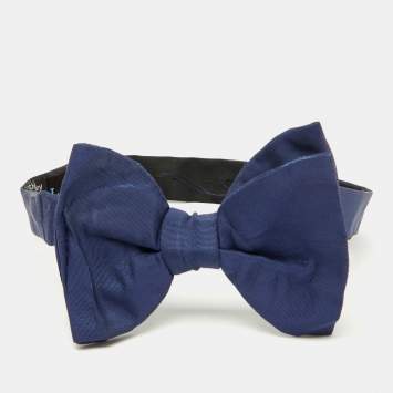 Pre Owned Lanvin Blue Silk Classic Bow Tie