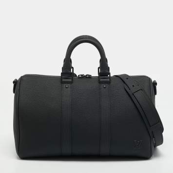 مملوكة مسبقًا Louis Vuitton Keepall Bandoulière 35 Black Aerogram Leather Duffel Bag