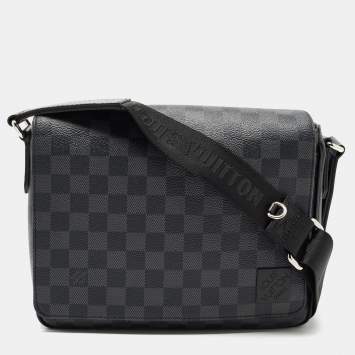 Pre Owned Louis Vuitton Damier Graphite Canvas District PM Bag