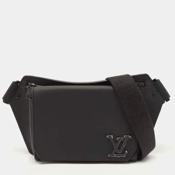 Pre Owned Louis Vuitton Black Leather LV Aerogram Slingbag
