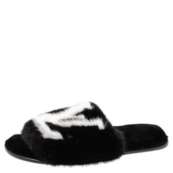 Pre Owned Louis Vuitton Black/White Mink Fur Homey Flat Mules Size 42