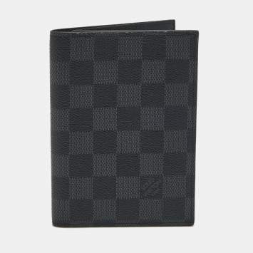 مملوكة مسبقًا Louis Vuitton Passport Cover Damier Graphite Canvas