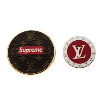 Pre Owned Louis Vuitton x Supreme Set of 2 Pin Brooch