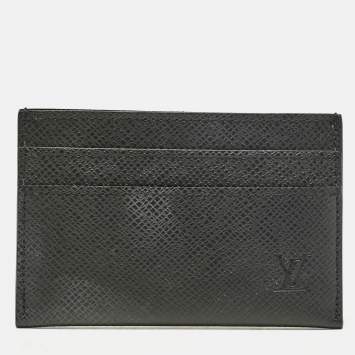 Louis Vuitton Black Taiga Leather Card Holder
