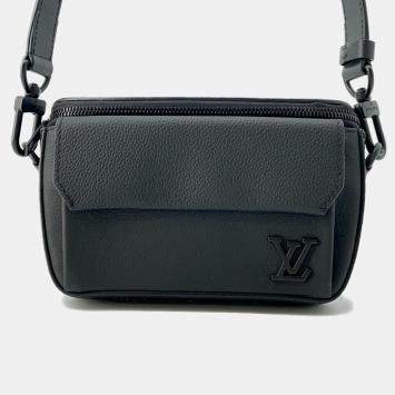 Louis Vuitton Noir Leather Pilot Wearable Wallet 