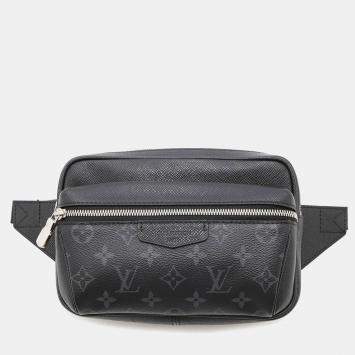 Louis Vuitton Bumbag / Outdoor Noir Monogram Eclipse Taiga Leather