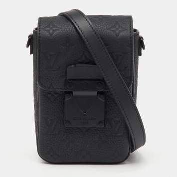 Pre Owned Louis Vuitton Black Monogram Taurillon Leather S-Lock Vertical Wearable Wallet Bag