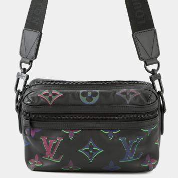 Pre Owned Louis Vuitton Comet Messenger Noir Calf Leather Monogram Pattern Size PM