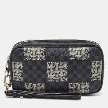 مملوكة مسبقًا حقيبة صغيرة لويس فيتون داميي غرافيت بوشيت فولغا