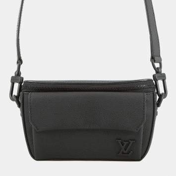 Pre Owned Louis Vuitton Pilot Wearable Wallet Noir Leather Lv Aerogram
