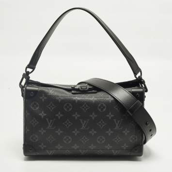 مملوكة مسبقًا Louis Vuitton Soul Trunk East West Monogram Eclipse Canvas Shoulder Bag