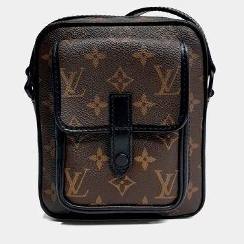 مملوكة مسبقًا محفظة لوي فيتون قابلة للارتداء قماش مطلي بني كريستوفر