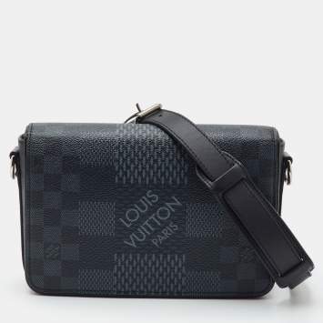 Pre Owned Louis Vuitton 3D Studio Messenger Damier Graphite Canvas Bag