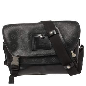 Pre Owned Louis Vuitton Monogram Eclipse Canvas Voyager Messenger PM Bag