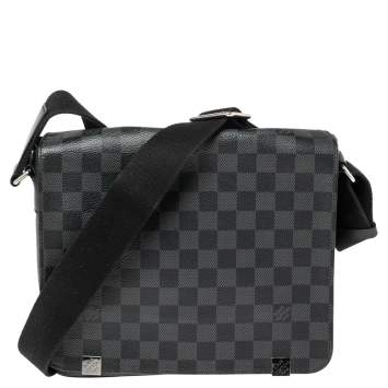 Pre Owned Louis Vuitton Damier Graphite Canvas District PM Bag