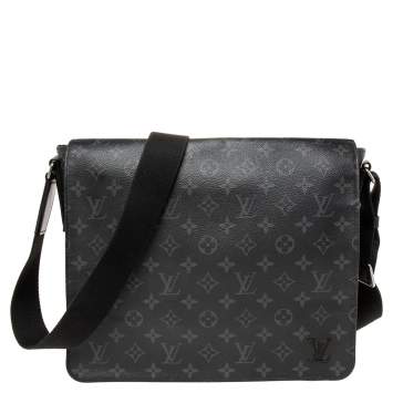 Pre Owned Louis Vuitton Monogram Eclipse Canvas District MM Bag