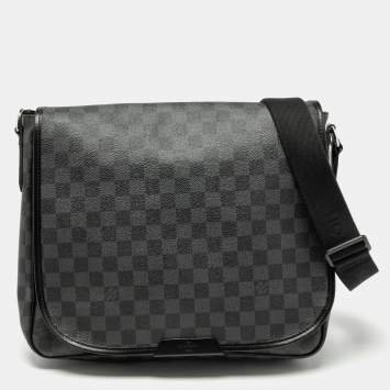 Pre Owned Louis Vuitton Damier Graphite Canvas District MM Bag