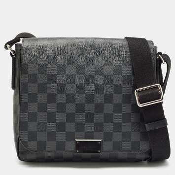 Pre Owned Louis Vuitton Damier Graphite Canvas District PM Bag