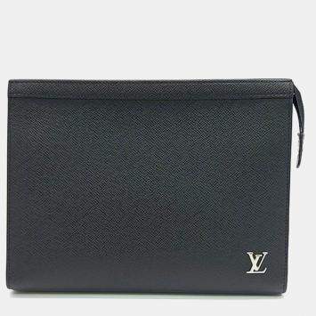 Pre Owned Louis Vuitton Taiga Pochette Voyage MM M30450 handbag