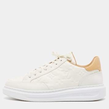 مملوكة مسبقًا Louis Vuitton White/Brown Monogram Leather Beverley Sneakers Size 41.5