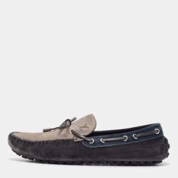 مملوكة مسبقًا Louis Vuitton Grey/Navy Blue Suede Slip On Loafers Size 42.5