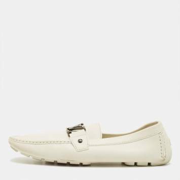 مملوكة مسبقًا حذاء لوفرز لوي فيتون مونت كارلو جلد أبيض سليب أون مقاس 45