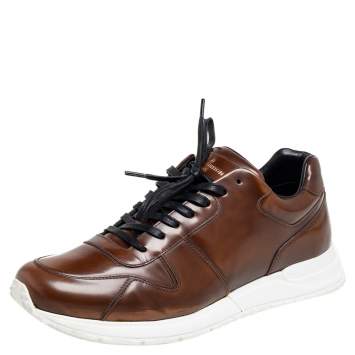 مملوكة مسبقًا Louis Vuitton Tan Leather Lace Up Low Top Sneakers Size 41.5