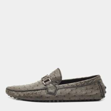 مملوكة مسبقًا Louis Vuitton Grey Ostrich Leather Hockenheim Loafers Size 42