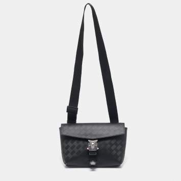 Pre Owned Montblanc Black Leather Extreme 3.0 4810 M Lock Buckle Envelope Crossbody Bag