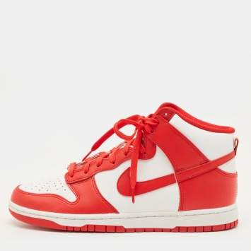 مملوكة مسبقًا حذاء رياضي نايك تان/أبيض سويدي وجلد عنق عالي مقاس 38.5