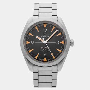 مملوكة مسبقًا Pre-Owned Omega Seamaster Railmaster 220.10.40.20.01.001 Automatic 40 mm