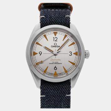 مملوكة مسبقًا ساعة يد رجالية أوميغا سيماستر أكوا تيرا 220.12.40.20.06.001 فضية أوتوماتيك ستانلس ستي ل 41 مم مستعملة