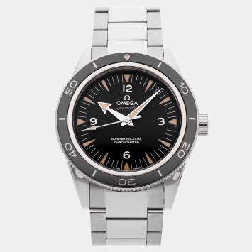 Pre Owned Omega Seamaster 300M 233.30.41.21.01.001 Black Stainless Steel Automatic Men's Watches 41mm