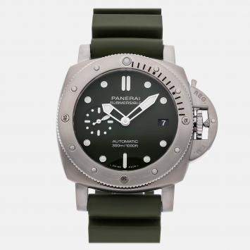 Pre Owned Panerai Luminor Submersible PAM01055 Automatic Green Stainless Steel Men’s Wristwatch 42 mm