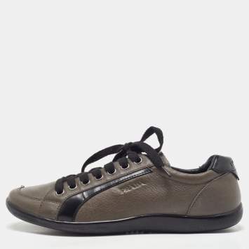 Pre Owned Prada Sport Two Tone Leather Low Top Sneakers Size 42