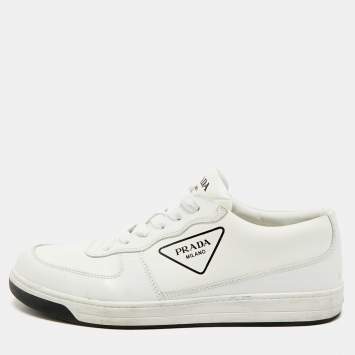 مملوكة مسبقًا حذاء رياضي برادا جلد أبيض بحافة منخفضة مقاس 43