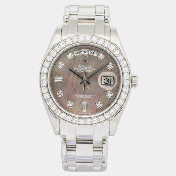 Rolex Day-Date 18946 Automatic Tahitian MOP Platinum Men's Wristwatch 39 mm