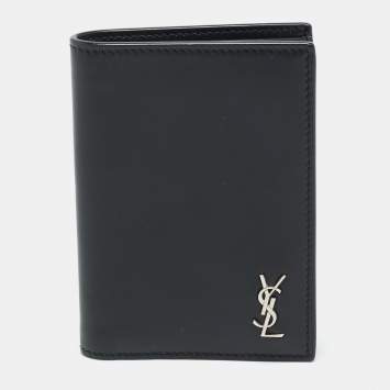 مملوكة مسبقًا Saint Laurent Tiny Cassandre Black Leather Card Holder