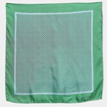Pre Owned Salvatore Ferragamo Green Print Silk Pocket Square