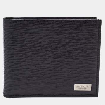 Pre Owned Salvatore Ferragamo Black Textured Leather Logo Bifold Wallet